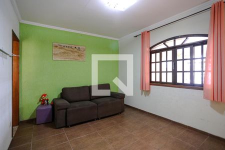 Sala de Estar de casa para alugar com 2 quartos, 158m² em Parque Suzano, Suzano