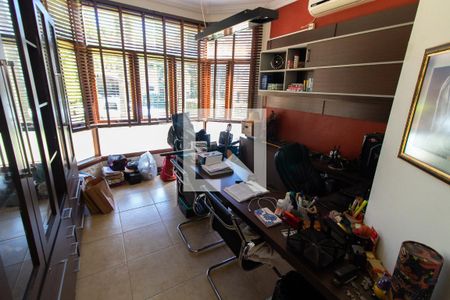 Escritório do Térreo de casa de condomínio à venda com 4 quartos, 450m² em Residencial Barão do Café, Campinas