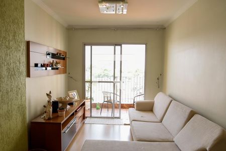 Sala de apartamento à venda com 3 quartos, 70m² em Vila Osasco, Osasco