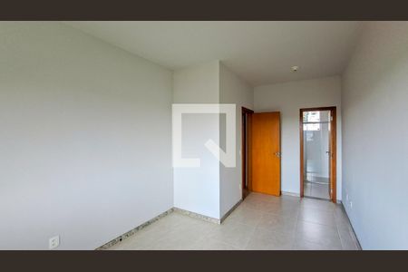 Quarto de casa à venda com 3 quartos, 168m² em Pompéia, Belo Horizonte