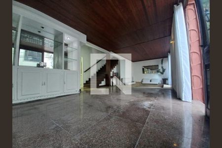 Foto 01 de casa de condomínio à venda com 6 quartos, 400m² em Vila Isabel, Rio de Janeiro
