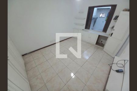 Foto 01 de casa de condomínio à venda com 6 quartos, 400m² em Vila Isabel, Rio de Janeiro