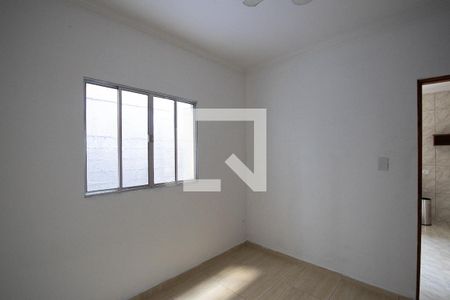 Quarto de casa para alugar com 1 quarto, 40m² em Vila Medeiros, São Paulo