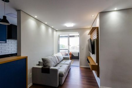 Sala de apartamento à venda com 2 quartos, 68m² em Vila Curuçá, Santo André