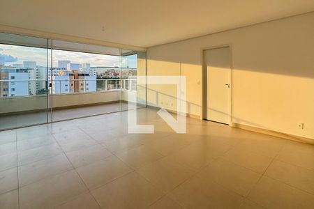 Sala de apartamento à venda com 3 quartos, 112m² em São Paulo, Belo Horizonte