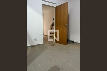 Casa à venda com 3 quartos, 130m² em Cerqueira César, São Paulo