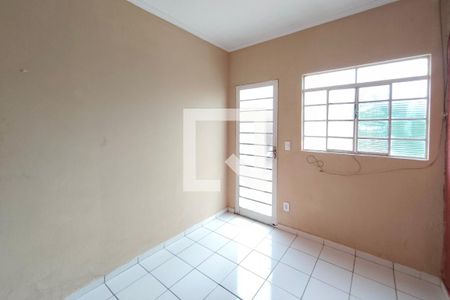 Sala de casa à venda com 1 quarto, 200m² em Jardim Santa Eudoxia, Campinas