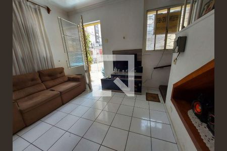 Casa à venda com 4 quartos, 220m² em Vila Clementino, São Paulo