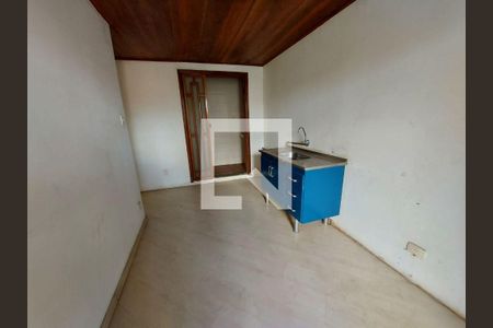 Casa à venda com 4 quartos, 220m² em Vila Clementino, São Paulo