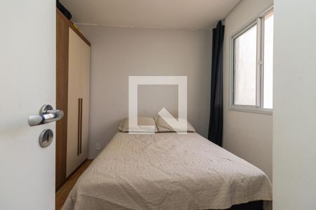 Quarto 1 de apartamento para alugar com 2 quartos, 32m² em Vila Ema, São Paulo