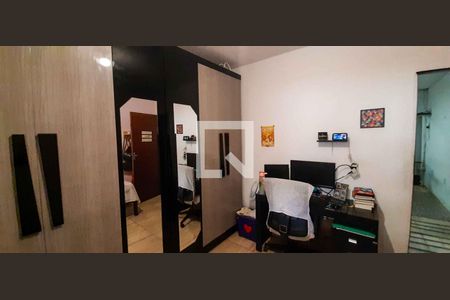 Quarto 1 de casa à venda com 3 quartos, 100m² em Santa Maria, Osasco