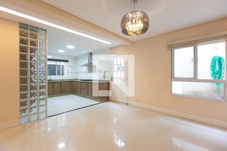 Sala de Jantar de casa à venda com 5 quartos, 600m² em Vila Carolina, São Paulo