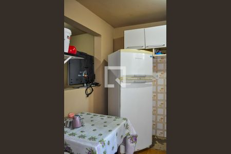 Sala/Cozinha de apartamento à venda com 1 quarto, 40m² em Partenon, Porto Alegre
