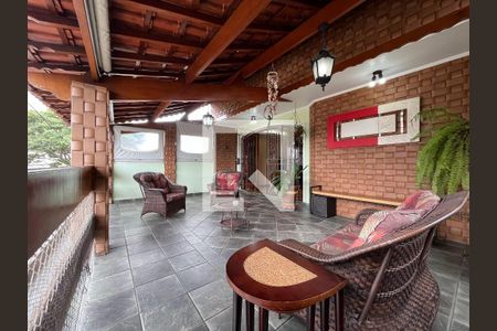 Casa à venda com 3 quartos, 332m² em Vila Galvão, Guarulhos
