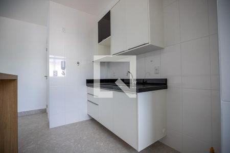 Cozinha de apartamento à venda com 2 quartos, 66m² em Santa Efigênia, Belo Horizonte