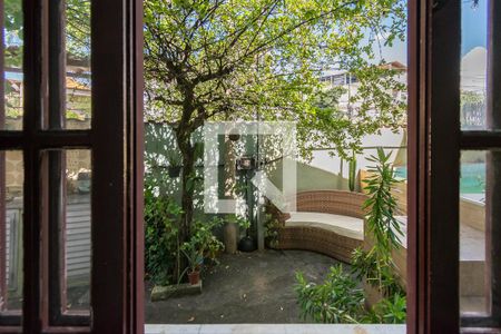 Vista da Sala de casa à venda com 2 quartos, 100m² em Brás de Pina, Rio de Janeiro