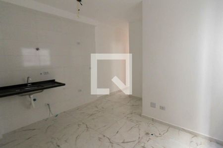 Sala e Cozinha de apartamento para alugar com 2 quartos, 35m² em Jardim Santa Teresinha, São Paulo