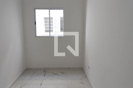 Quarto de apartamento para alugar com 2 quartos, 35m² em Jardim Santa Teresinha, São Paulo