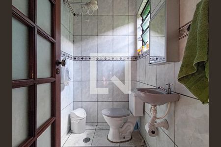 Banheiro da Suíte de casa para alugar com 1 quarto, 250m² em Jardim Saporito, Taboão da Serra