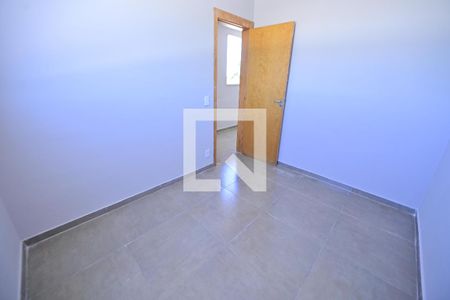 Quarto 1 de apartamento para alugar com 2 quartos, 45m² em Bairro Santa Rita, Goiânia