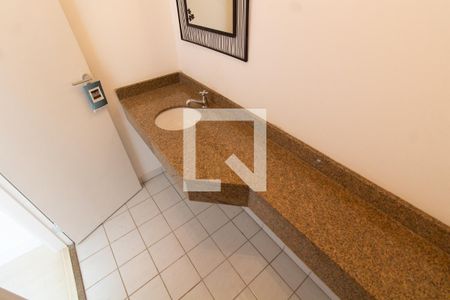 Lavabo de apartamento para alugar com 4 quartos, 256m² em Vila Brandina, Campinas