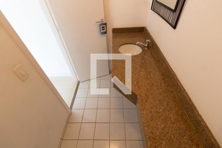 Lavabo de apartamento para alugar com 4 quartos, 256m² em Vila Brandina, Campinas