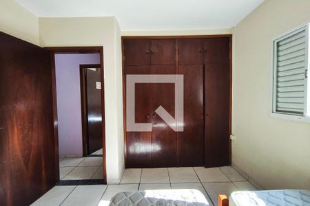 Quarto 1 de casa à venda com 4 quartos, 350m² em Jardim São Vicente, Campinas