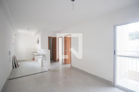 Sala de apartamento para alugar com 2 quartos, 55m² em Maria Paula, São Gonçalo