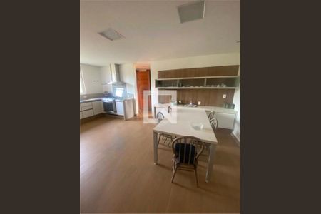 Casa à venda com 5 quartos, 600m² em Conceicao, Campinas