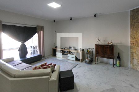 Sala de casa à venda com 3 quartos, 350m² em Vila California, São Paulo