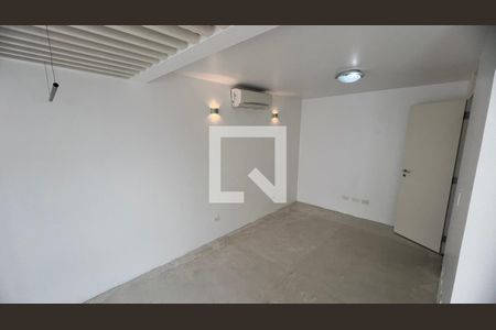 Suite 1 de casa para alugar com 2 quartos, 210m² em Sumarezinho, São Paulo