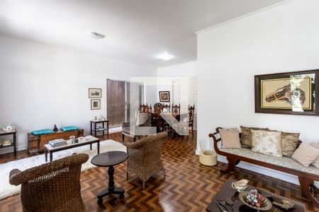 Sala de casa para alugar com 3 quartos, 300m² em Água Branca, São Paulo