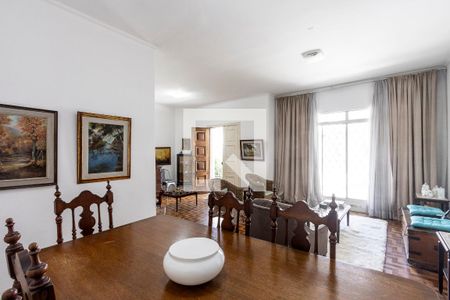 Sala de casa para alugar com 3 quartos, 300m² em Água Branca, São Paulo