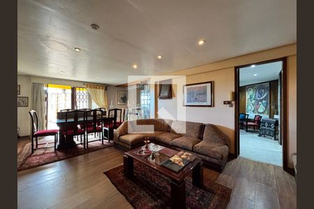 Sala de casa para alugar com 4 quartos, 250m² em Morro do Espelho, São Leopoldo