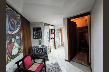 Sala de casa para alugar com 4 quartos, 250m² em Morro do Espelho, São Leopoldo