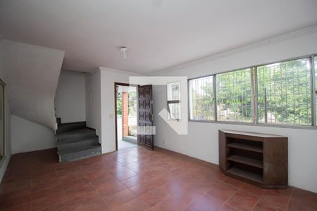 Sala de casa para alugar com 5 quartos, 800m² em Jardim São Ricardo, São Paulo