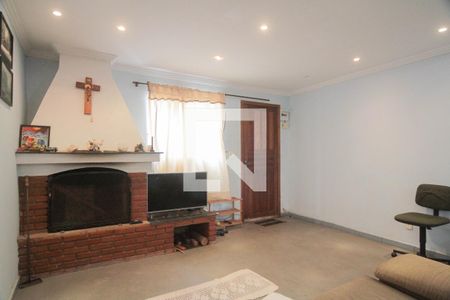 Sala de TV de casa para alugar com 5 quartos, 800m² em Jardim São Ricardo, São Paulo