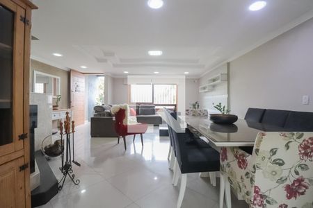 Sala de casa à venda com 3 quartos, 218m² em Jardim America, São Leopoldo