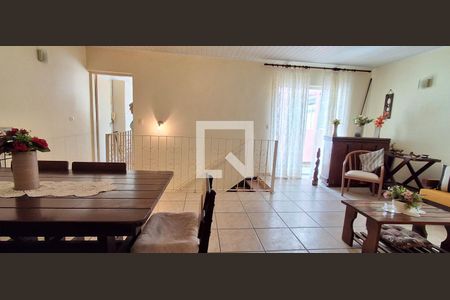 Sala de casa à venda com 3 quartos, 170m² em Rudge Ramos, São Bernardo do Campo