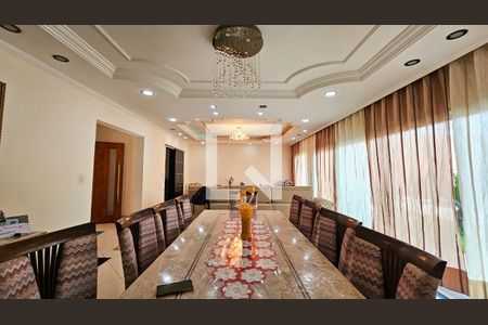 Sala de casa à venda com 4 quartos, 531m² em Interlagos, São Paulo