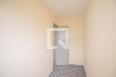 Quarto 2 de apartamento para alugar com 1 quarto, 56m² em Jardim Alcântara, São Gonçalo