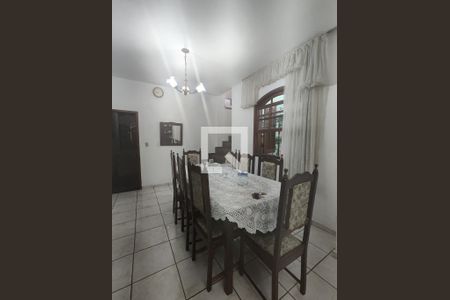 Sala de casa à venda com 7 quartos, 360m² em Olinda, Contagem