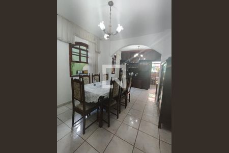 Sala de casa à venda com 7 quartos, 360m² em Olinda, Contagem
