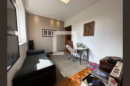 Foto 13 de casa à venda com 3 quartos, 165m² em Floresta, Belo Horizonte