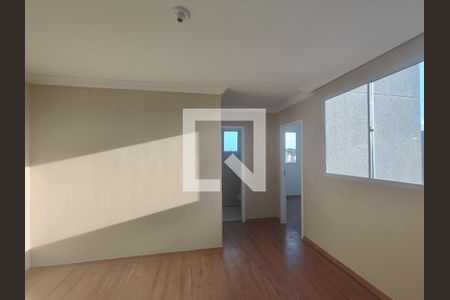 Sala de apartamento para alugar com 2 quartos, 45m² em Maria da Conceicao, Contagem