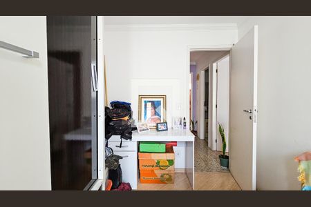 Quarto 1 de casa de condomínio para alugar com 3 quartos, 96m² em Vila Marari, São Paulo