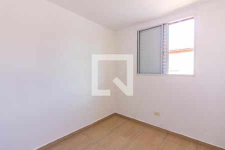 Quarto 2 de apartamento para alugar com 2 quartos, 45m² em Conceicao, Osasco