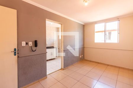 Sala de apartamento para alugar com 2 quartos, 45m² em Conceicao, Osasco