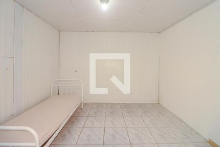 Quarto de casa para alugar com 1 quarto, 50m² em São Sebastião, Porto Alegre
