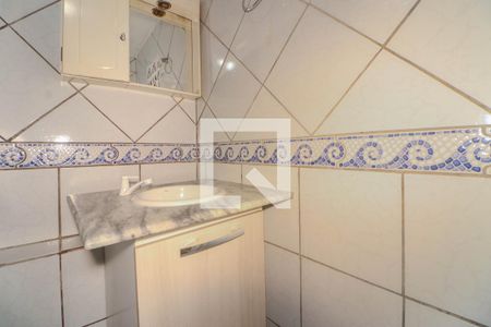 Banheiro de casa para alugar com 1 quarto, 50m² em São Sebastião, Porto Alegre